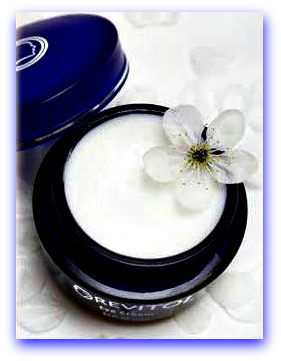 Rejuvenating Phytoceramides in Revitol